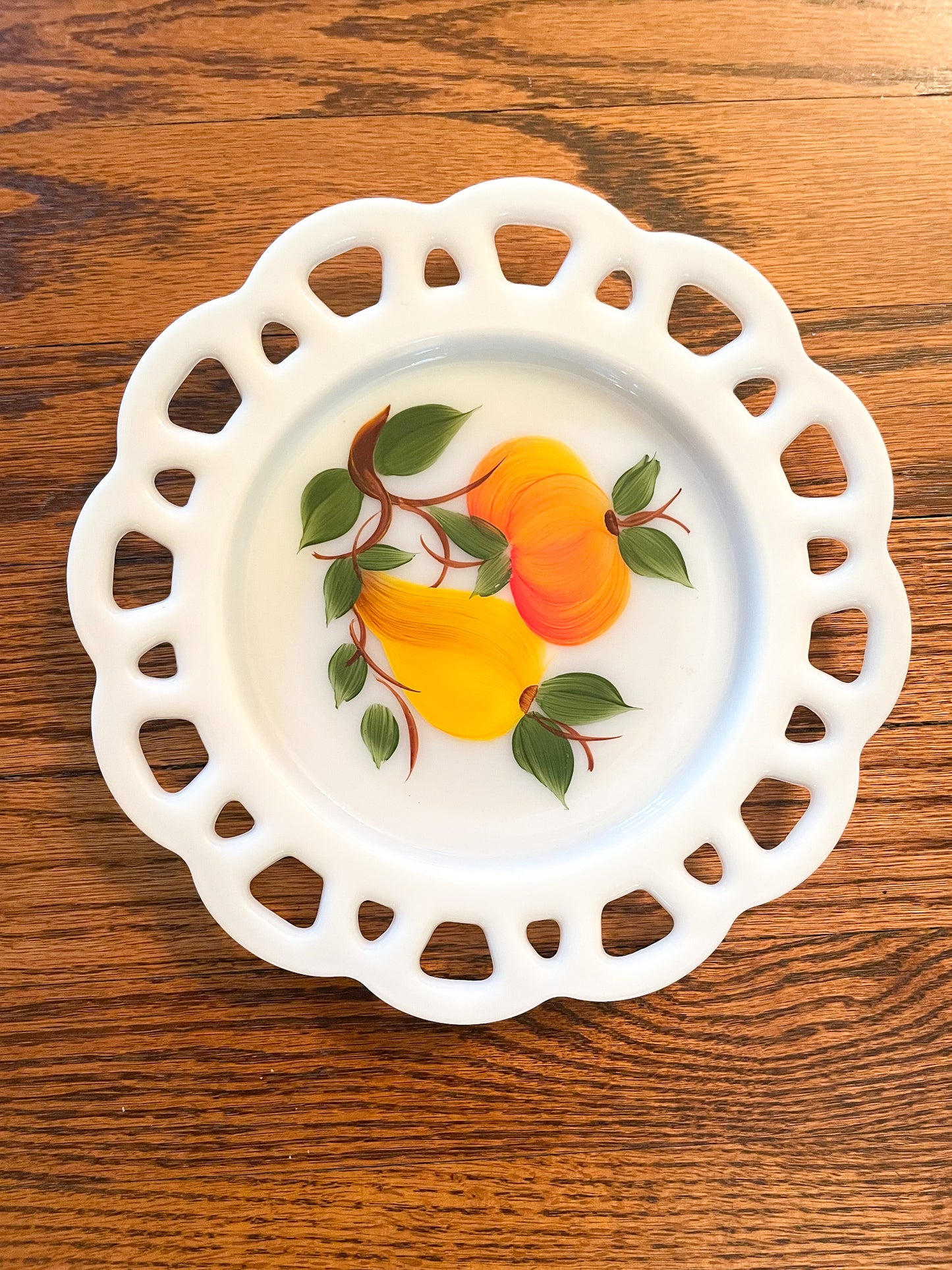 Scalloped Edge Pear and Orange Plate